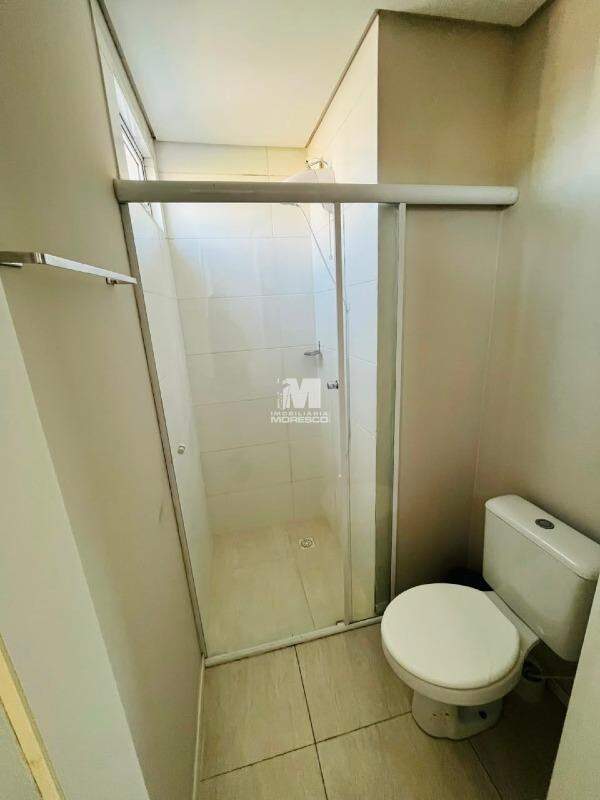 Flat para aluguel no bairro Santa Terezinha: 