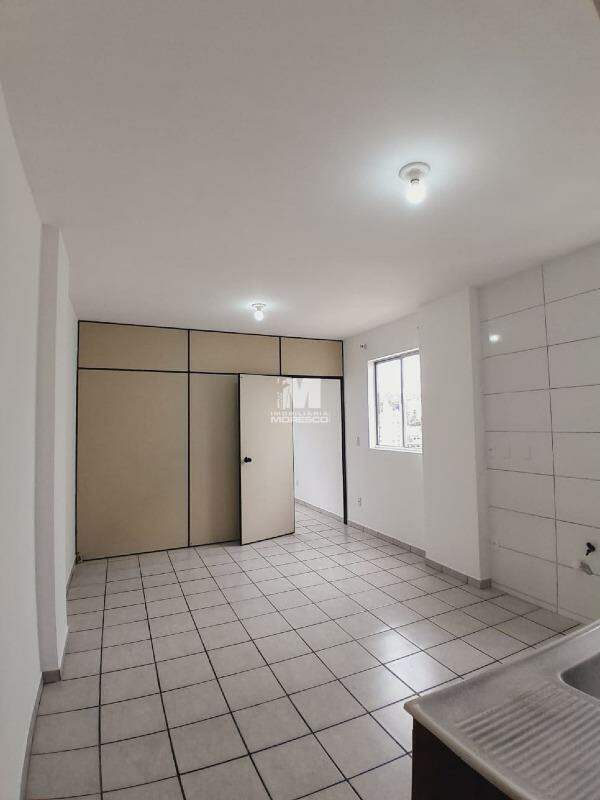 Kitnet de 1 quarto, 33m² no bairro Centro, em Brusque | Eu Corretor