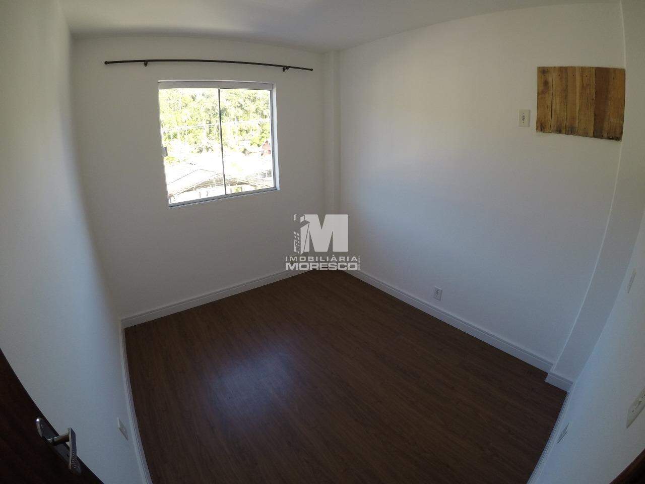 Apartamento para aluguel no bairro Primeiro de Maio: 