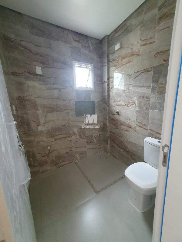 Casa à venda no bairro Centro: