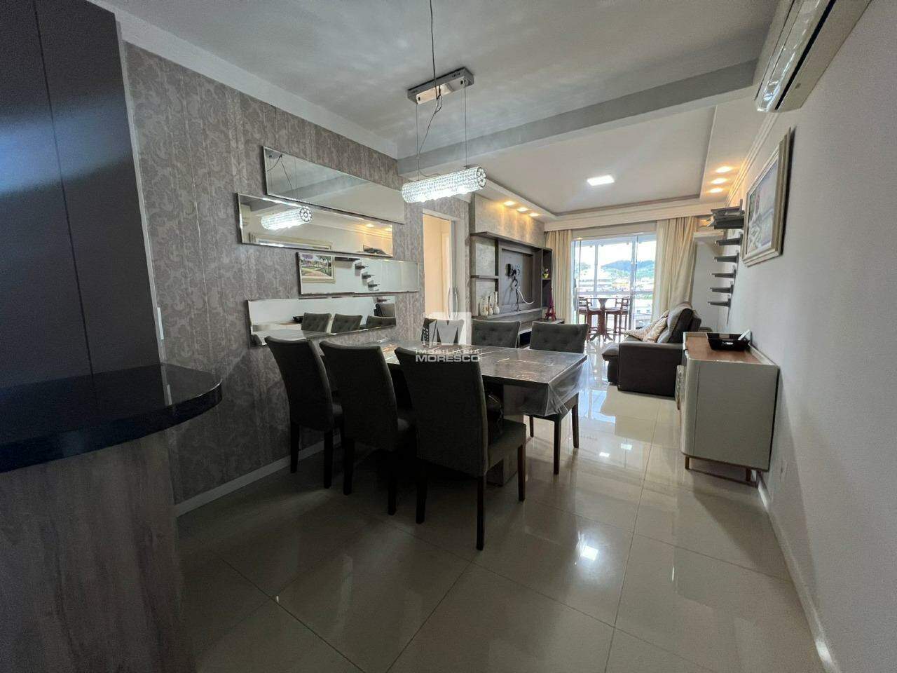 Apartamento à venda no bairro Santa Terezinha: 