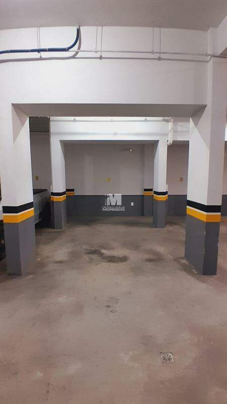 Apartamento à venda no bairro Santa Terezinha: 