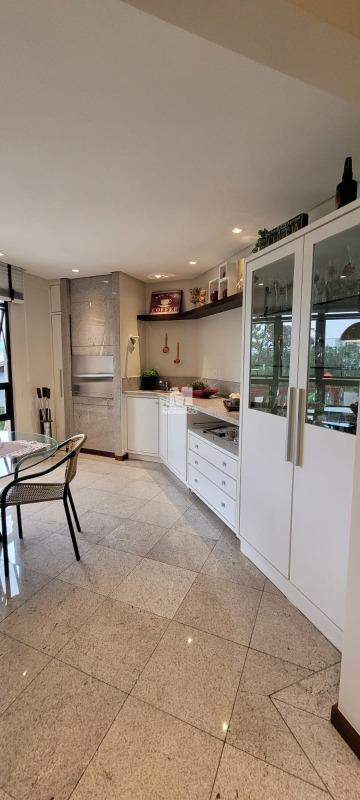Apartamento à venda no bairro São Luiz: 