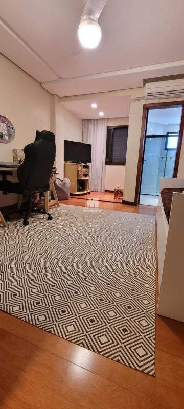 Apartamento à venda no bairro São Luiz: 