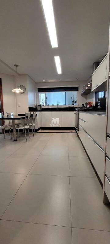 Apartamento à venda no bairro São Luiz: 