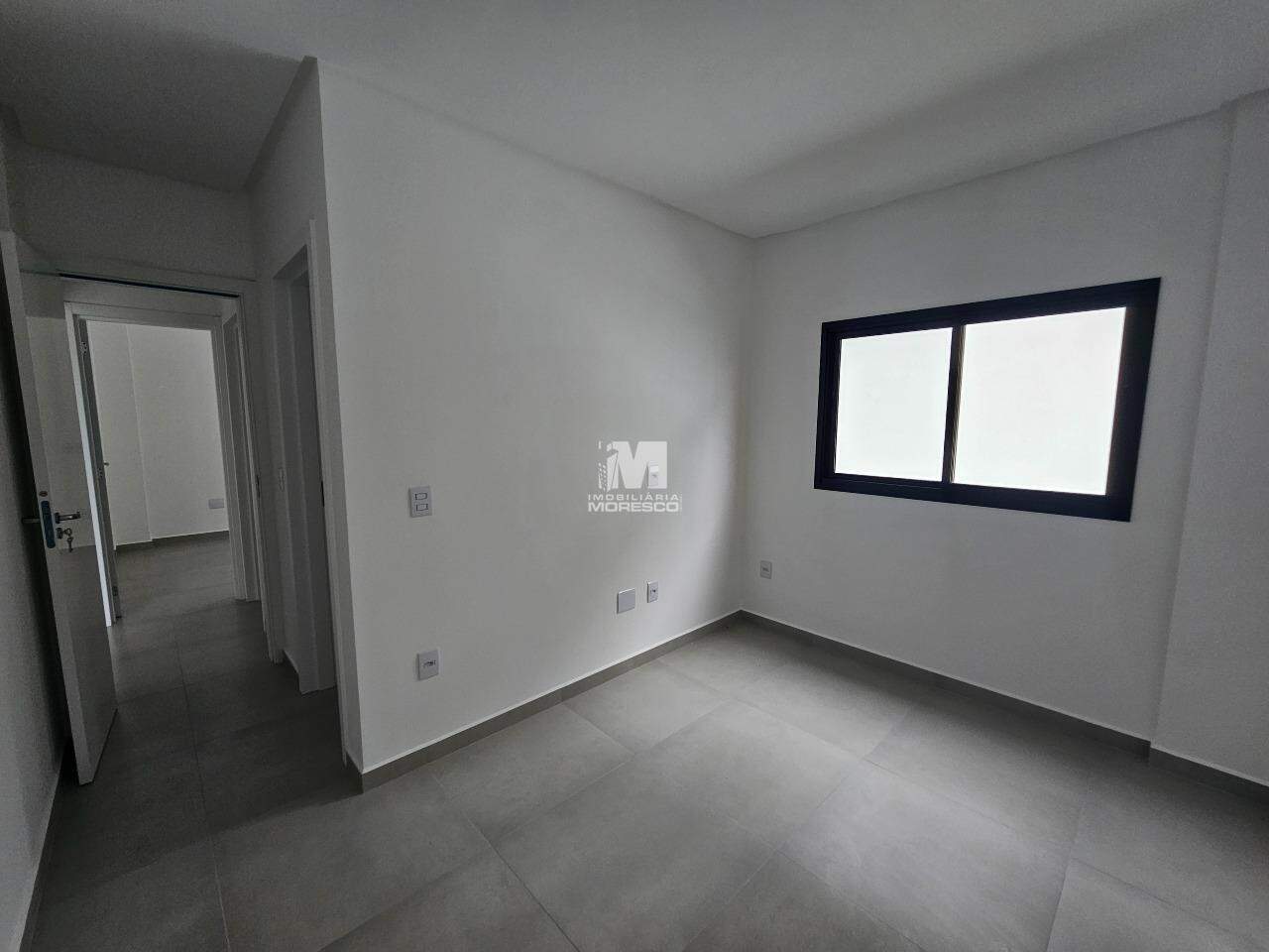 Apartamento à venda no bairro Souza Cruz: