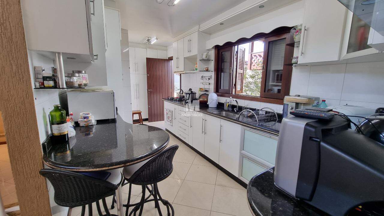 Casa à venda no bairro Centro: 