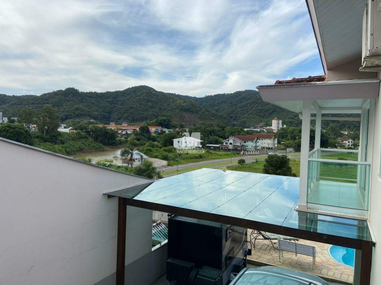 Casa à venda no bairro Jardim Maluche: 