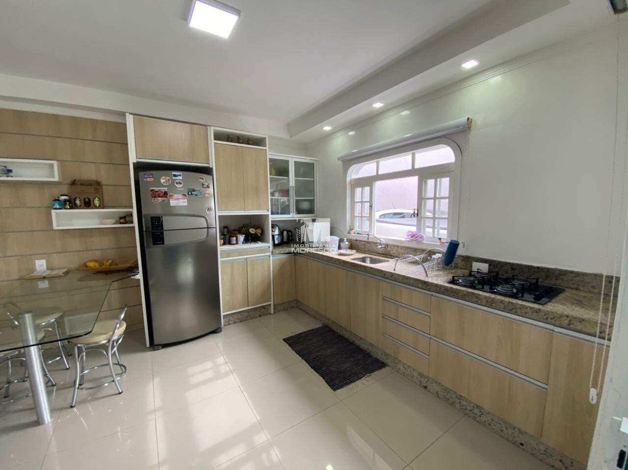 Casa à venda no bairro Jardim Maluche: 