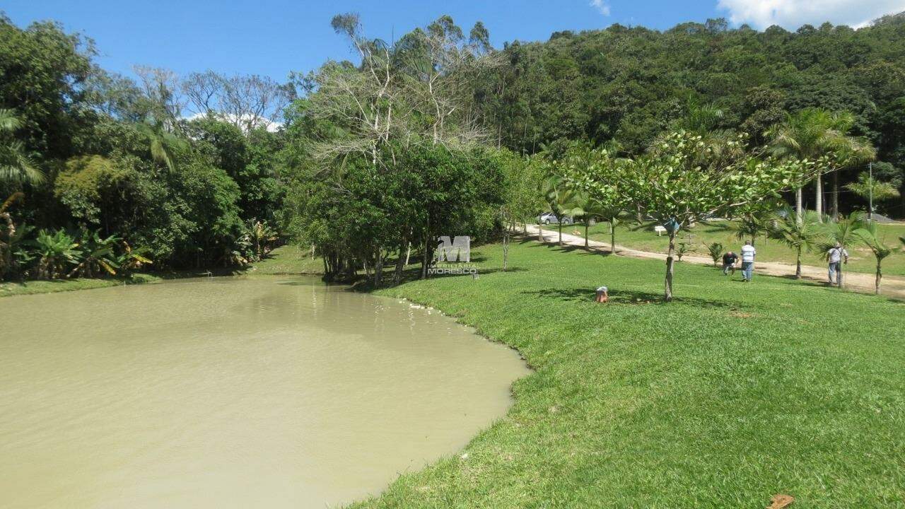 Fazenda/Sítios/Chácaras de 100m² no bairro Lorena, em Guabiruba | Eu Corretor