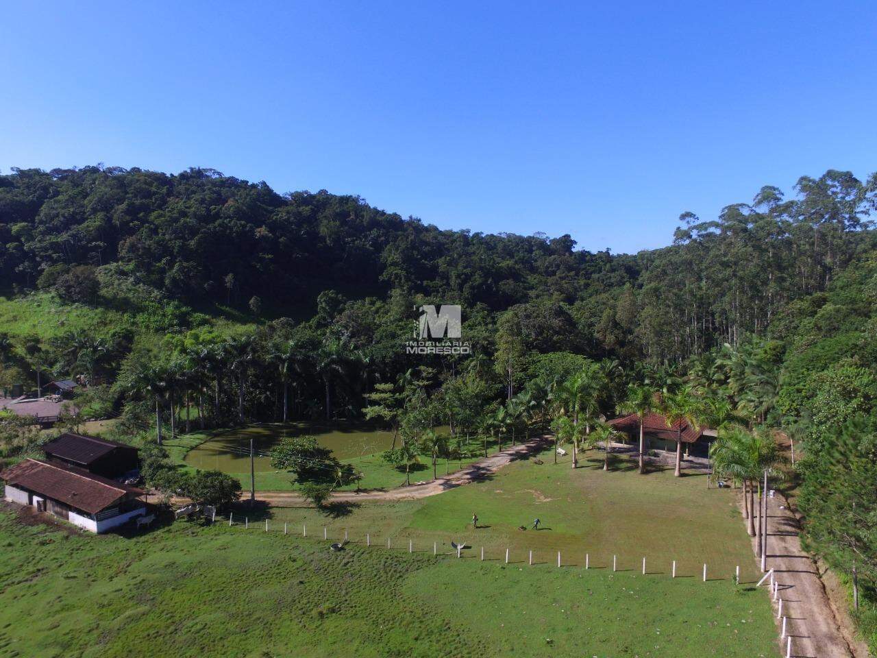 Fazenda/Sítios/Chácaras de 100m² no bairro Lorena, em Guabiruba | Eu Corretor