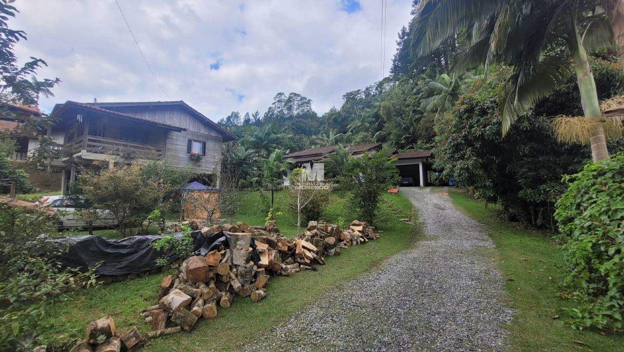 Casa de 2 quartos, 163m² no bairro São Pedro, em Guabiruba | Eu Corretor