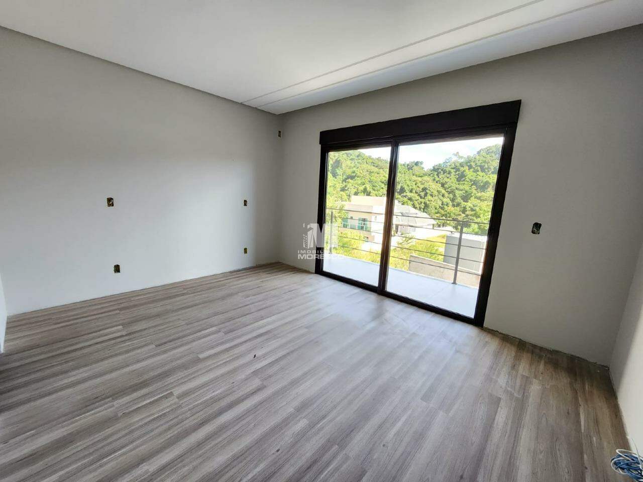 Casa à venda no bairro Souza Cruz: 