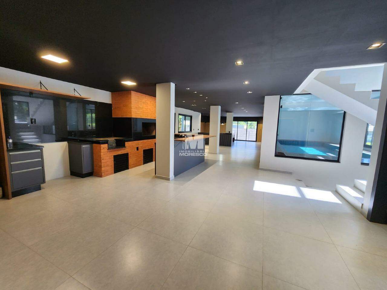 Casa à venda no bairro Souza Cruz: 