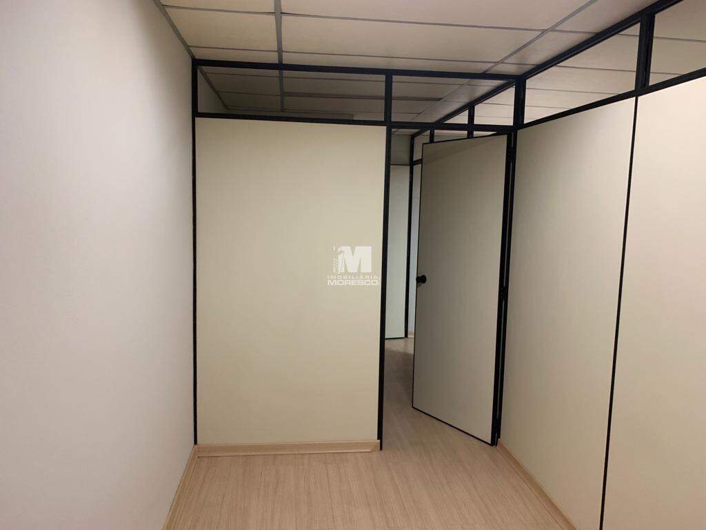 Sala Comercial à venda no bairro Centro II: