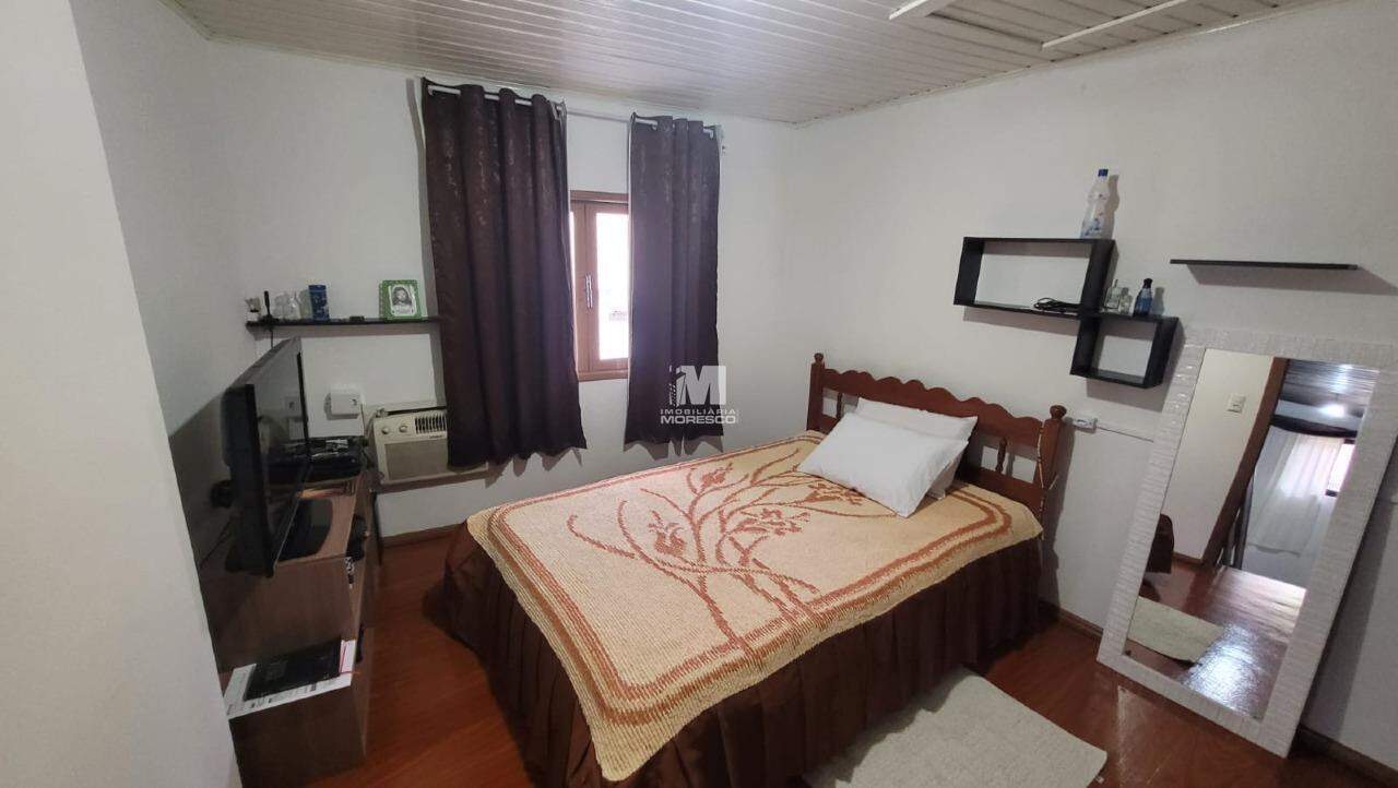 Casa à venda no bairro São Pedro: