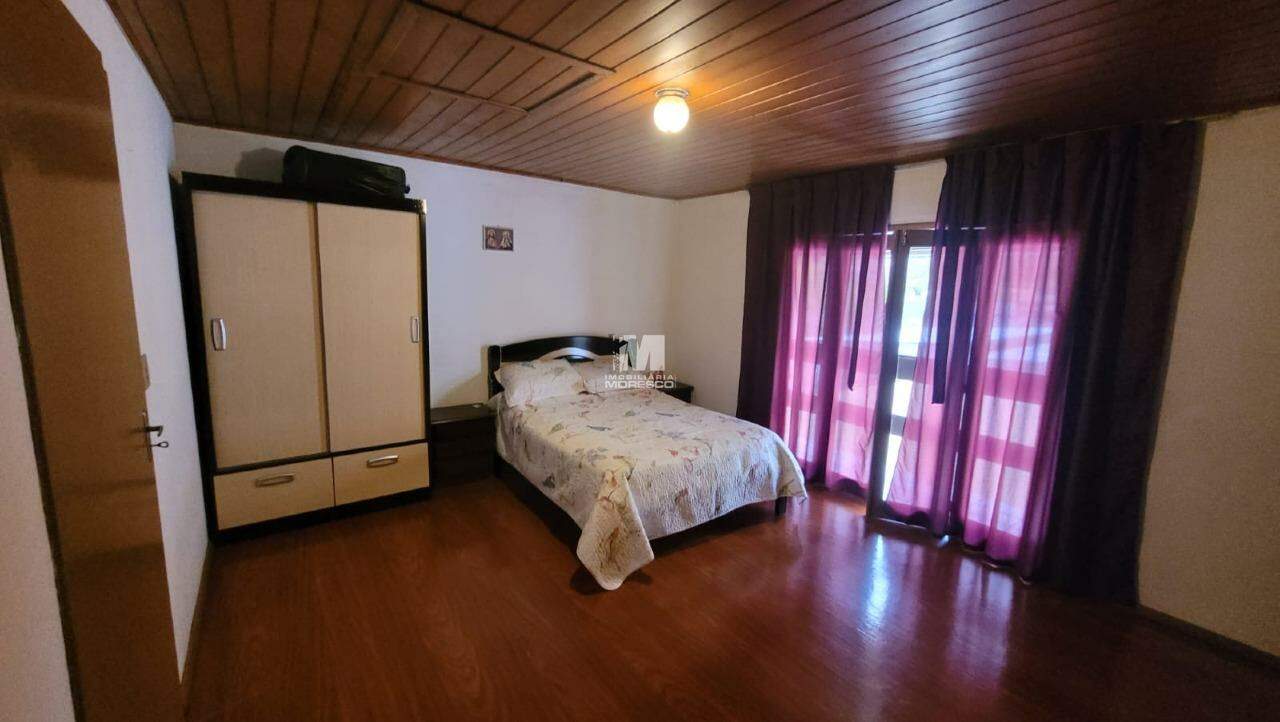 Casa à venda no bairro São Pedro: