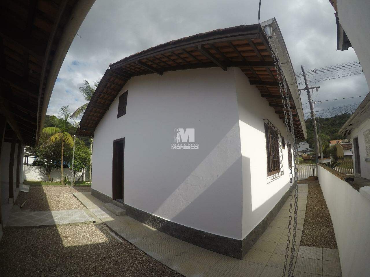 Casa para aluguel no bairro Bateas: 