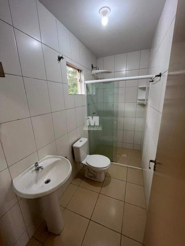 Casa para aluguel no bairro Jardim Maluche: 