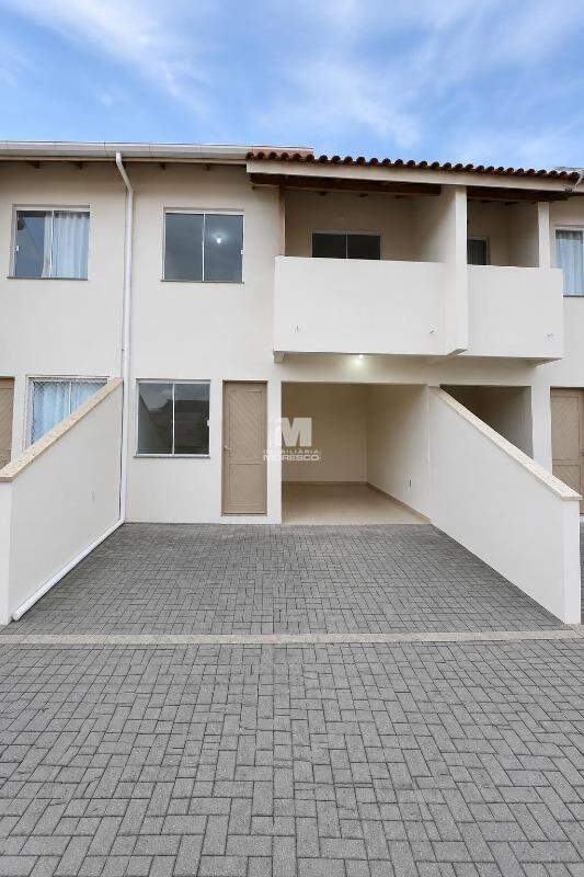 Casa para aluguel no bairro Jardim Maluche: 