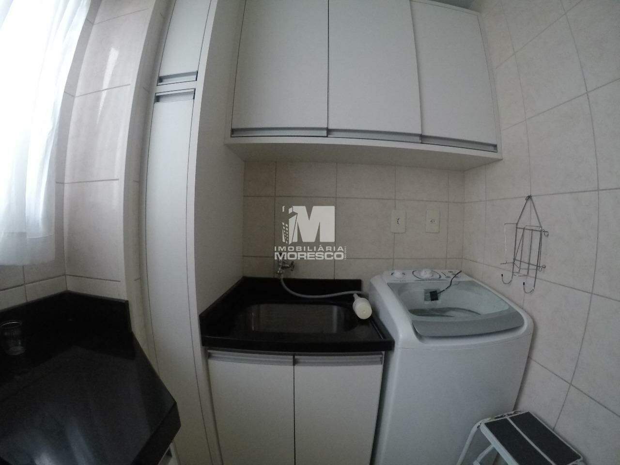 Apartamento para aluguel no bairro Centro: