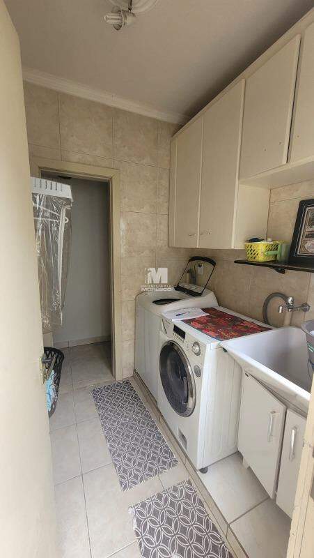 Casa à venda no bairro Centro: 