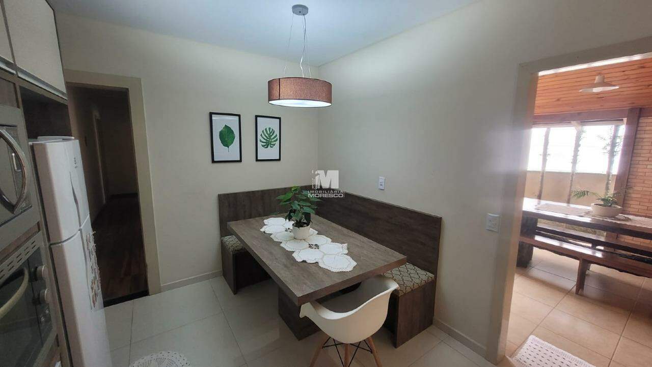 Casa à venda no bairro Centro: 