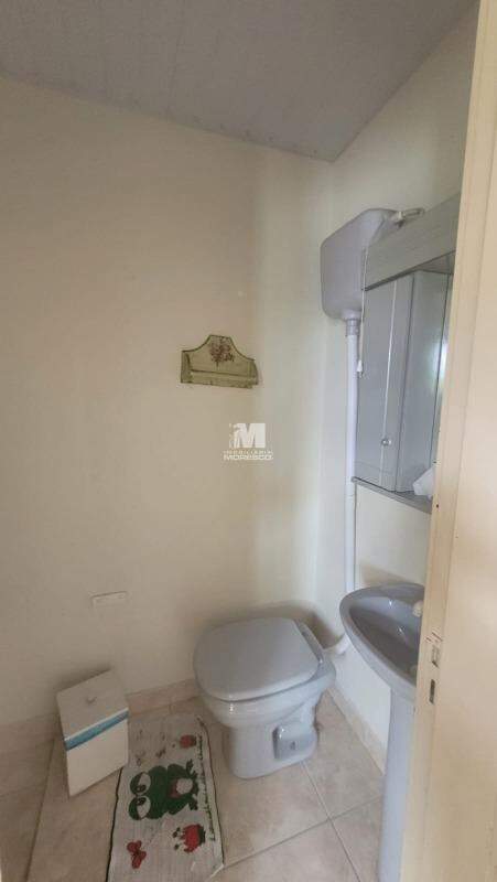Casa à venda no bairro Centro: 