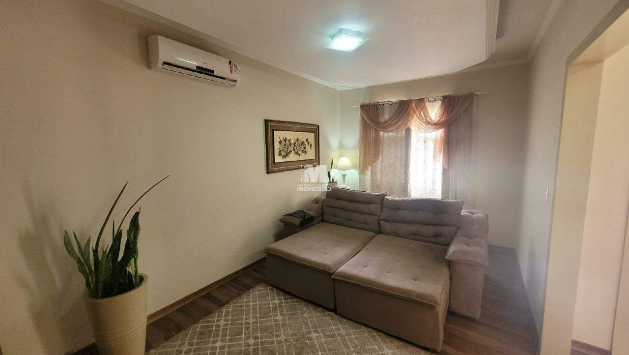 Casa à venda no bairro Centro: 
