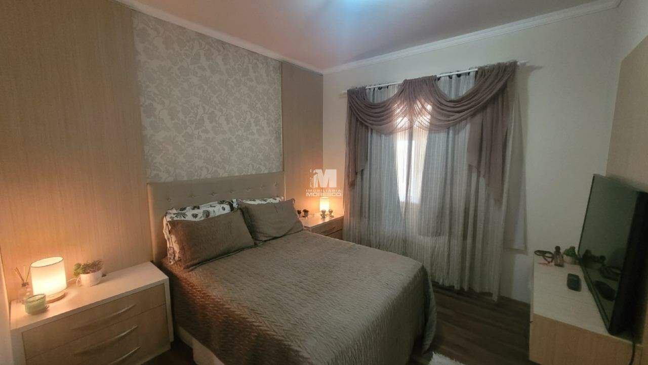 Casa à venda no bairro Centro: 