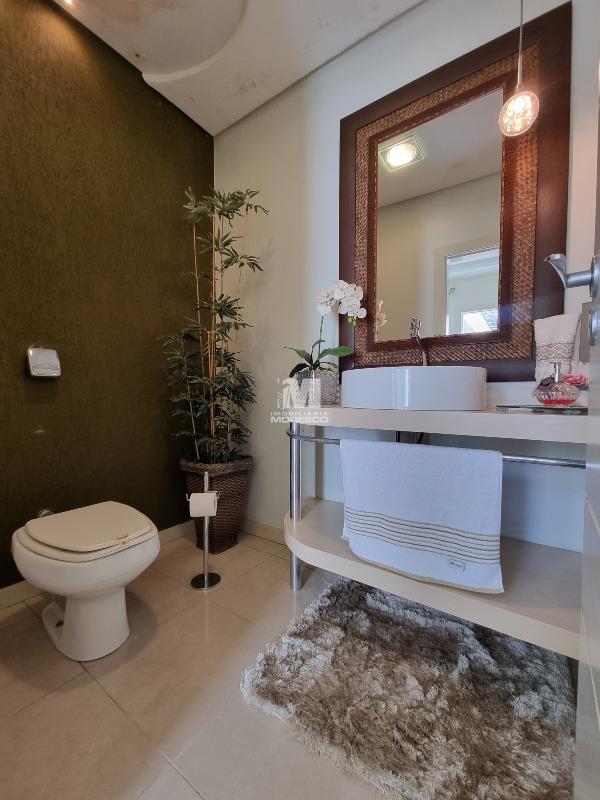 Casa à venda no bairro Centro I: 