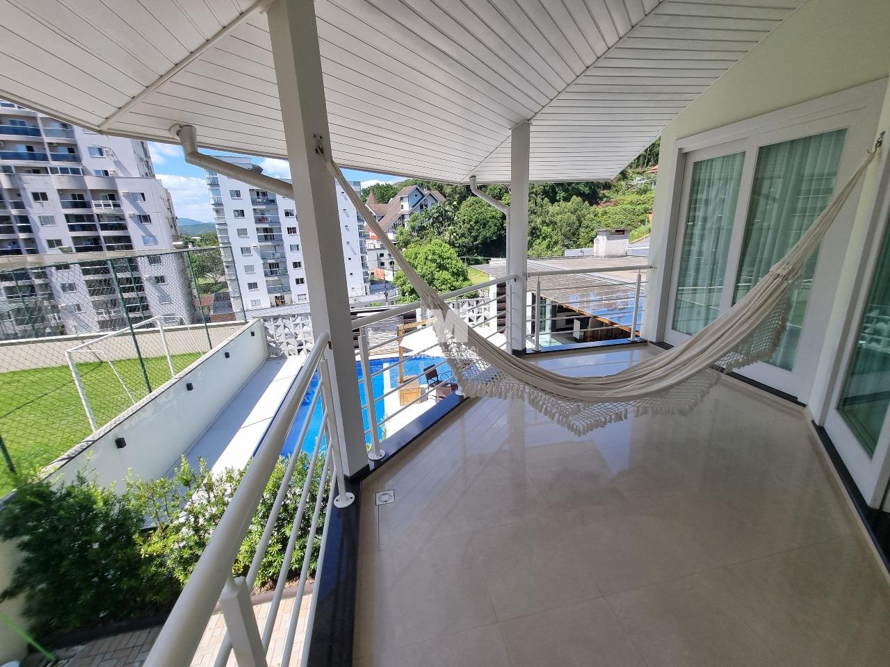 Casa à venda no bairro Centro I: 