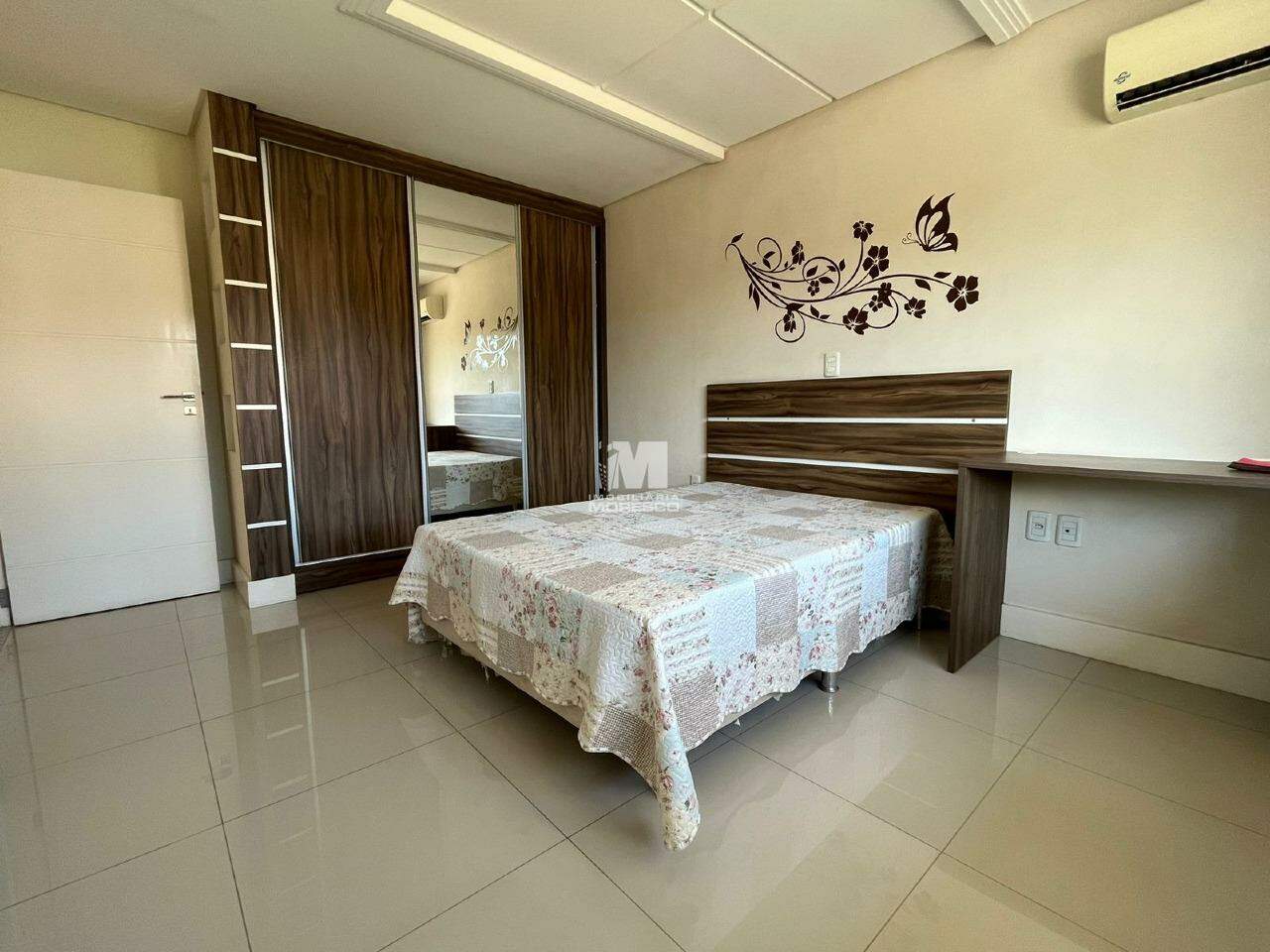 Casa à venda no bairro Jardim Maluche: Quarto 2