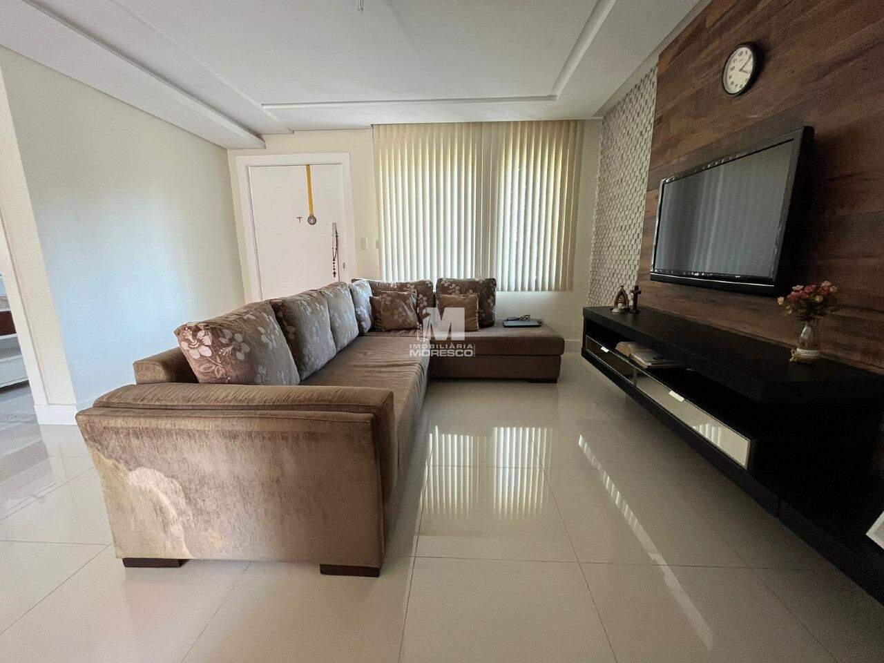 Casa à venda no bairro Jardim Maluche: 