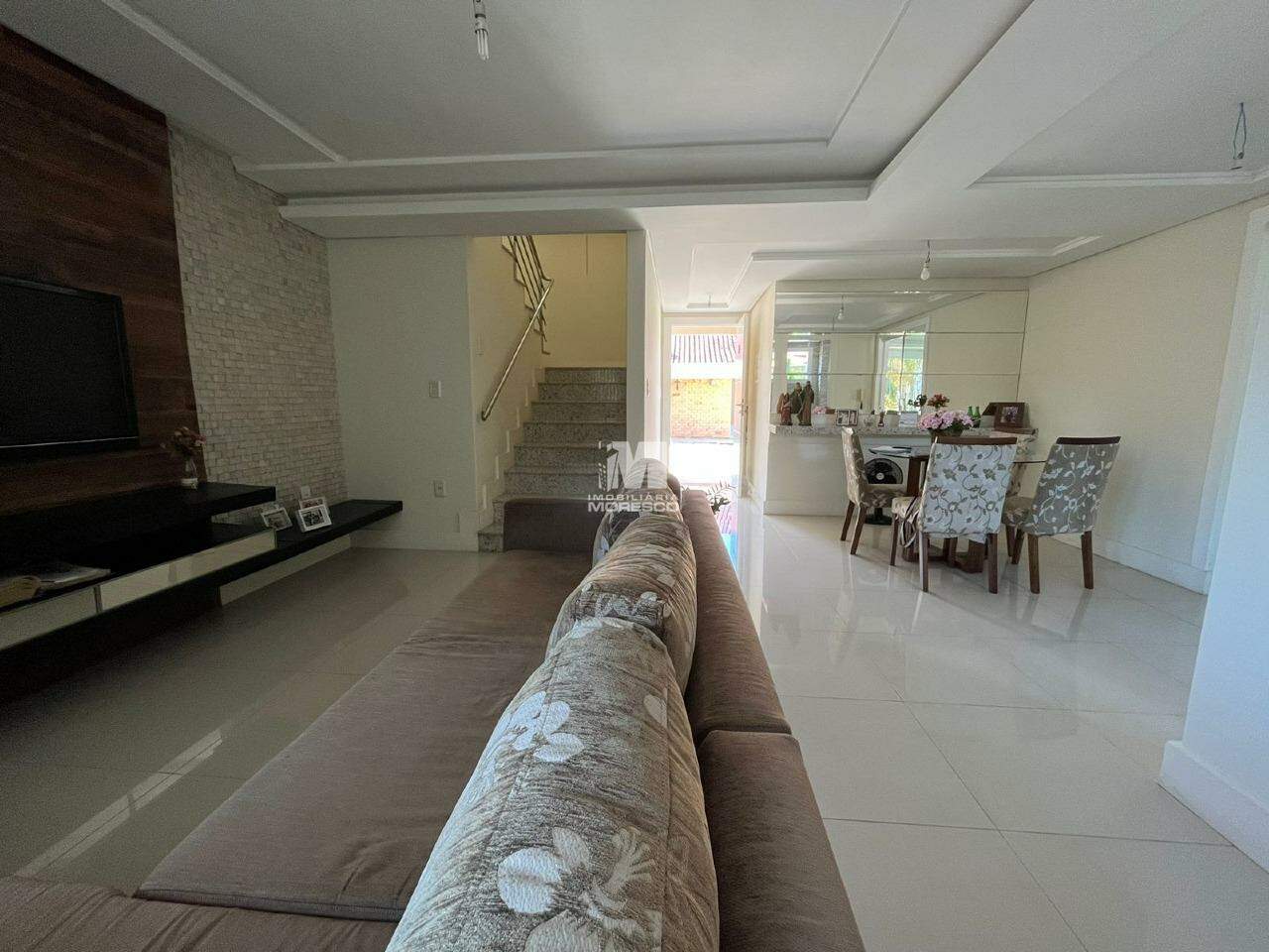 Casa à venda no bairro Jardim Maluche: 