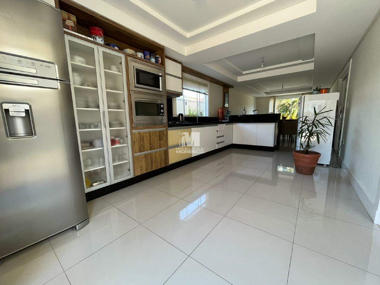 Casa à venda no bairro Jardim Maluche: 