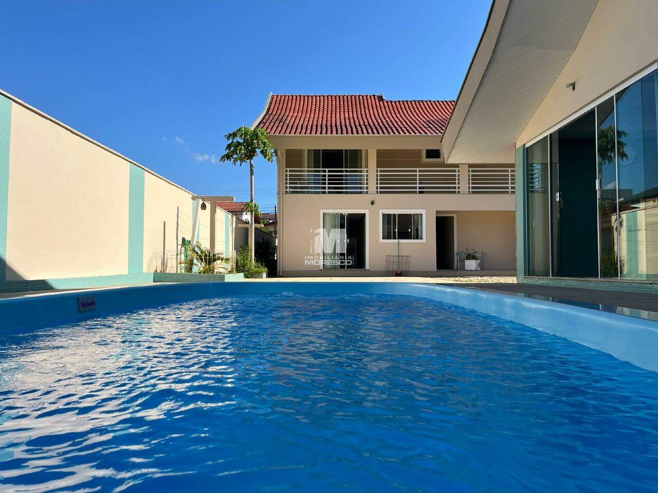 Casa à venda no bairro Jardim Maluche: 