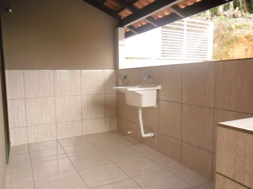Casa para aluguel no bairro Centro: 