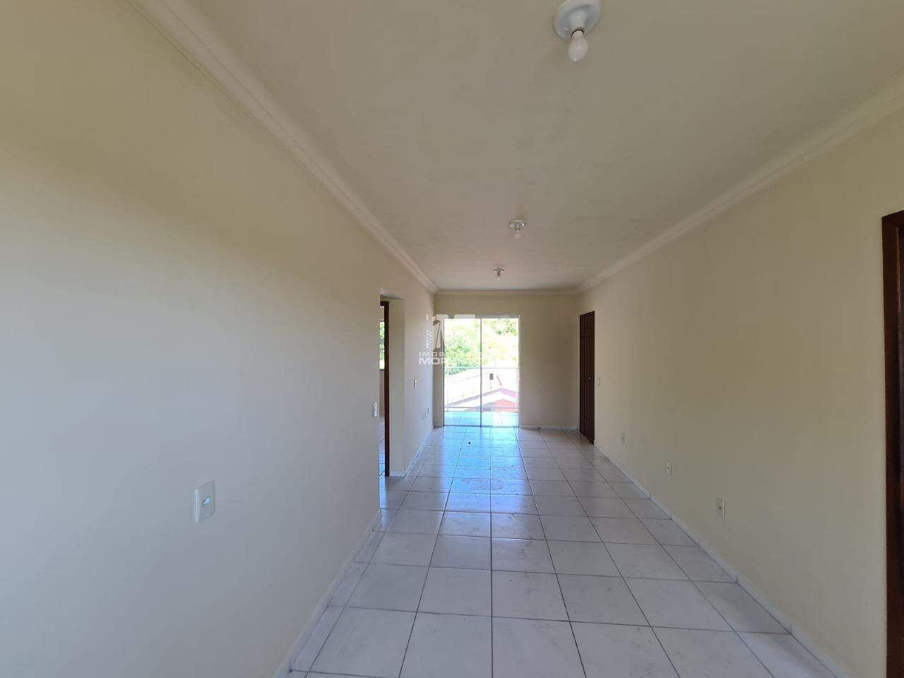 Apartamento para aluguel no bairro Bateas: 