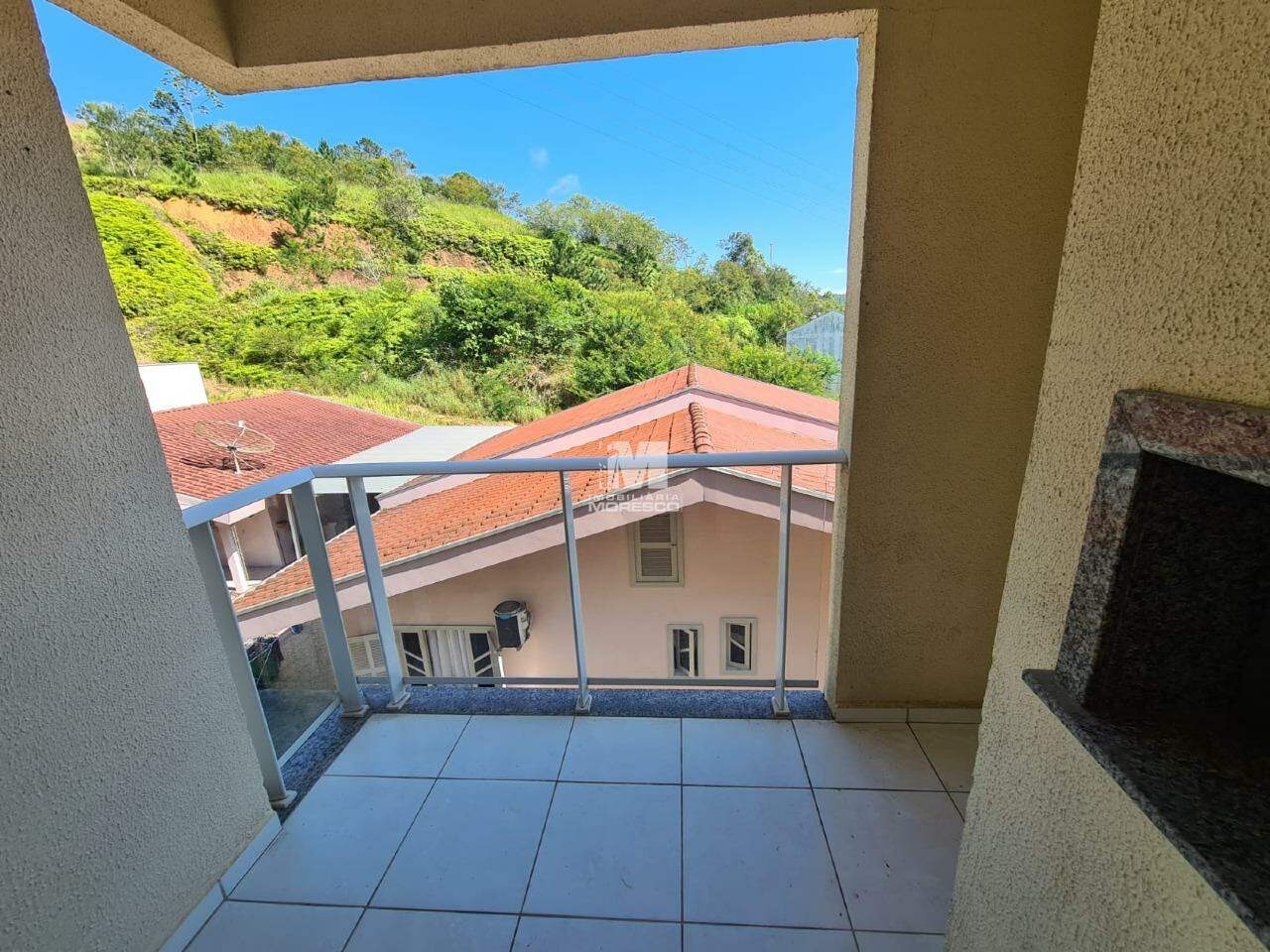 Apartamento para aluguel no bairro Bateas: 