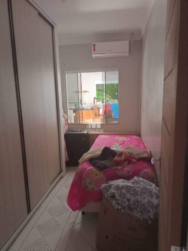 Casa à venda no bairro São Pedro: 