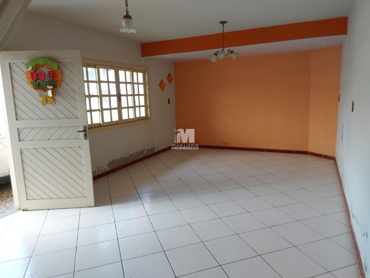 Casa à venda no bairro Guarani: 