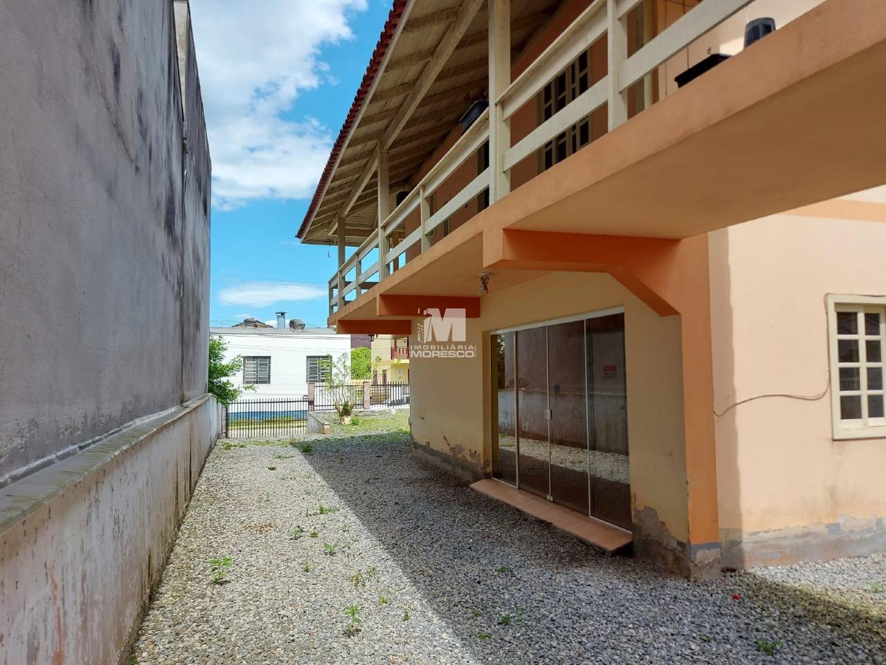 Casa à venda no bairro Guarani: 