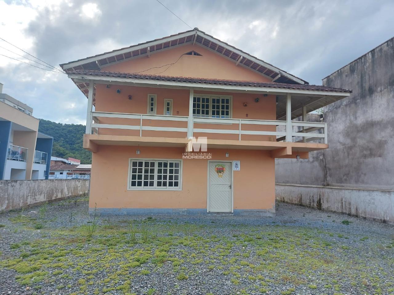 Casa à venda no bairro Guarani: 