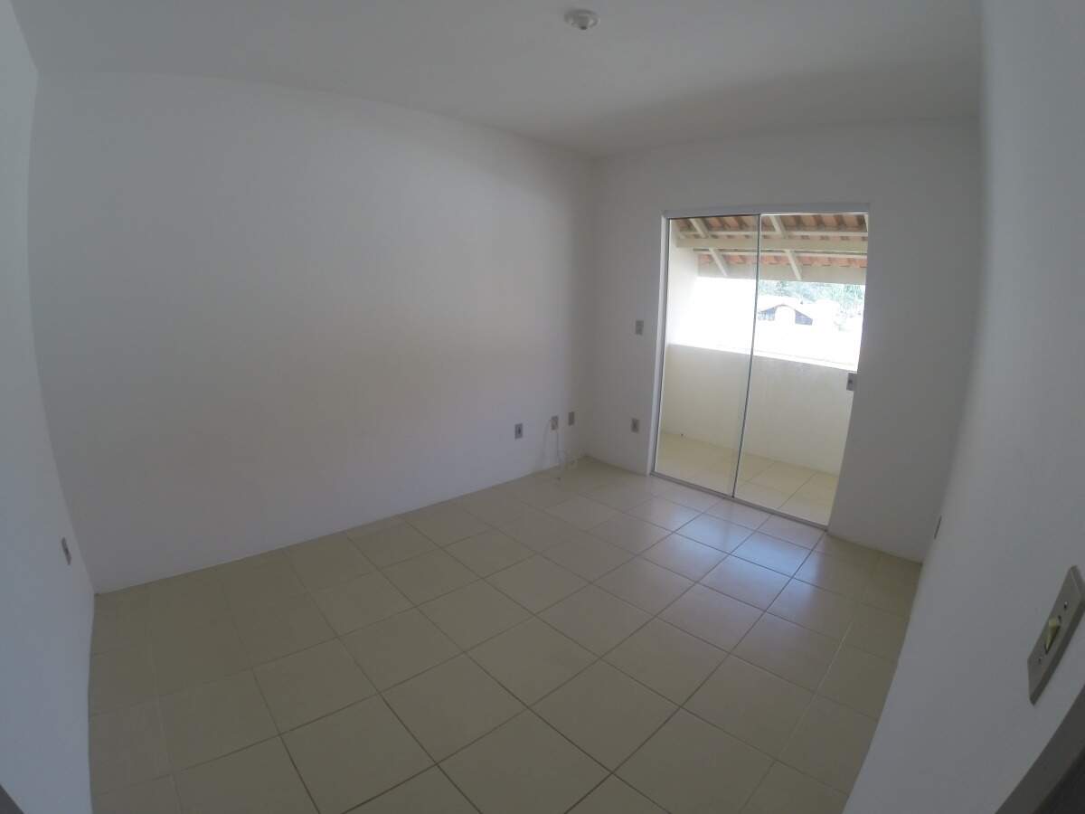 Casa para aluguel no bairro Jardim Maluche: