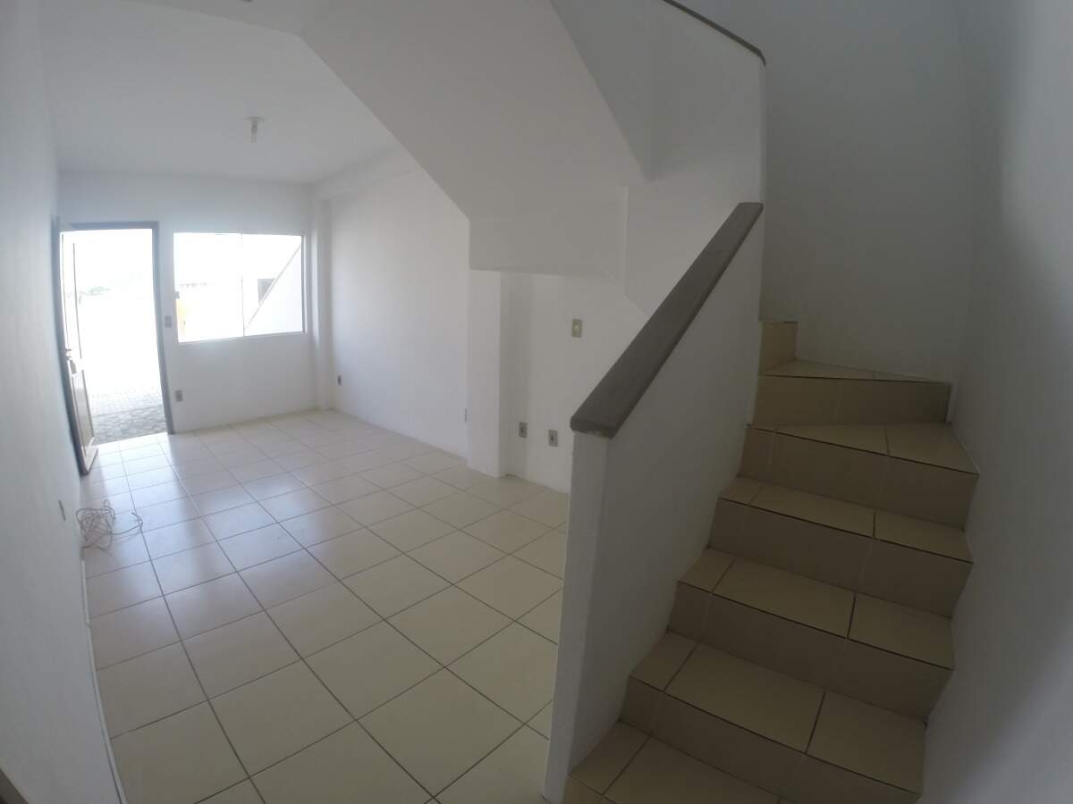 Casa para aluguel no bairro Jardim Maluche: 