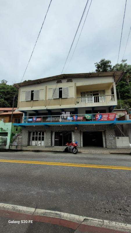 Casa de 480m² no bairro Primeiro de Maio, em Brusque | Eu Corretor