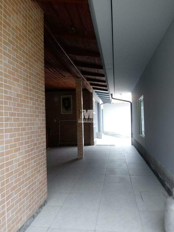 Casa à venda no bairro Bateas: