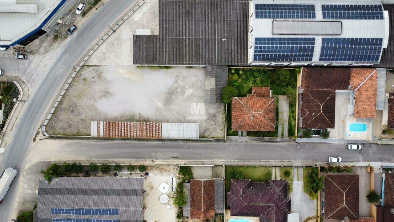 Casa à venda no bairro Bateas: