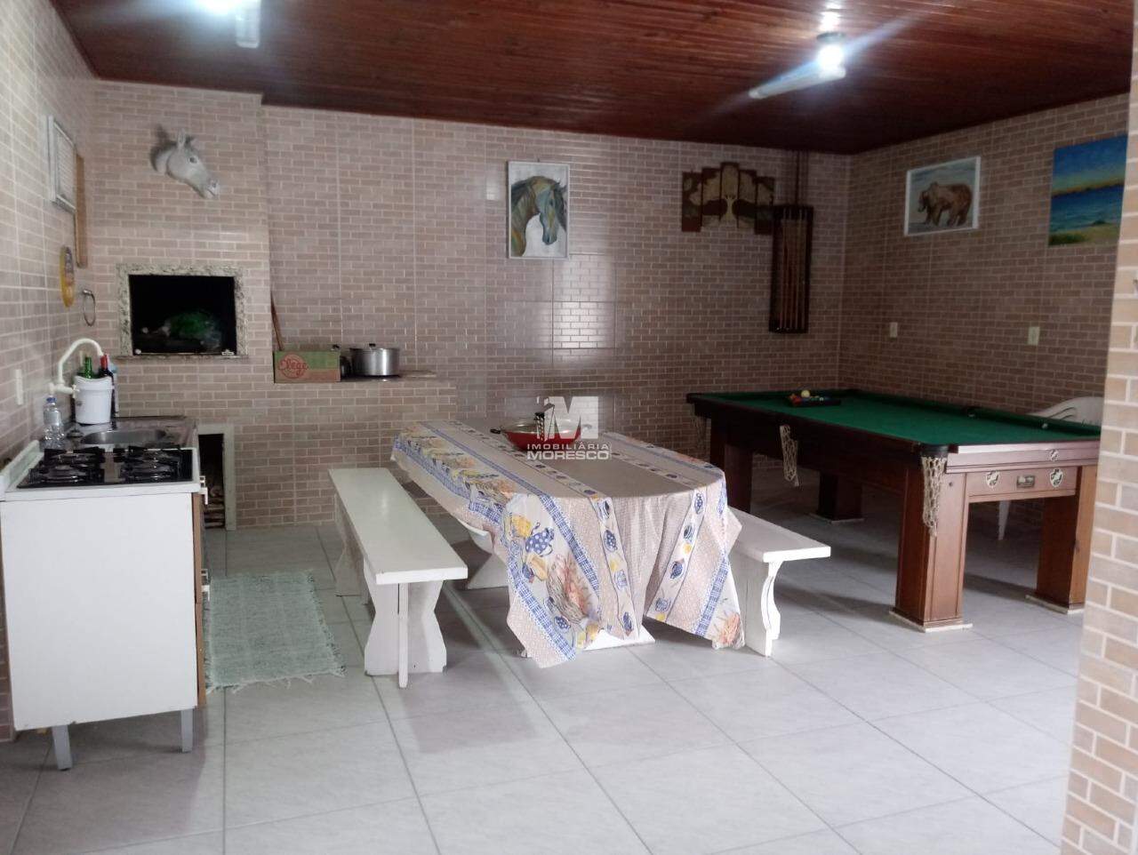 Casa à venda no bairro Bateas: